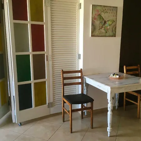 Apartament Chania House *
